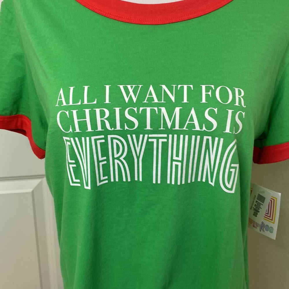 NWT LuLaRoe Liv Tee XL 18-20 Green Christmas Everything Holiday Ringer Shirt